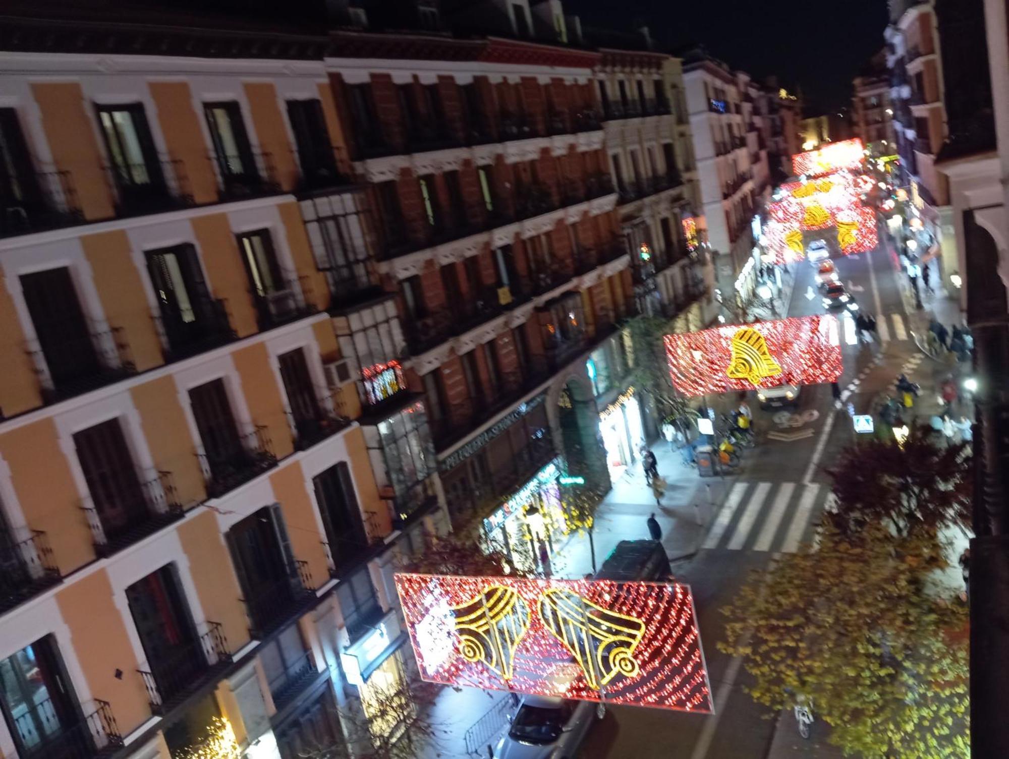 B&B Eco Cubes Madrid Luaran gambar