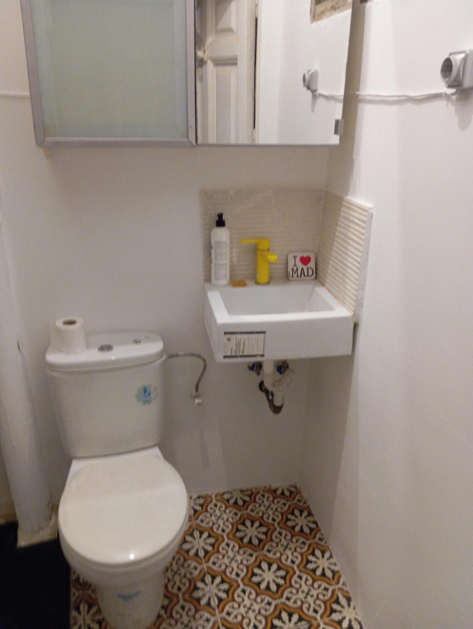 B&B Eco Cubes Madrid Bilik gambar